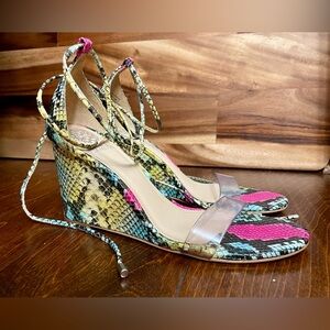 Colorful Vince Camuto Wedge Style Heel multicolor snake skin design